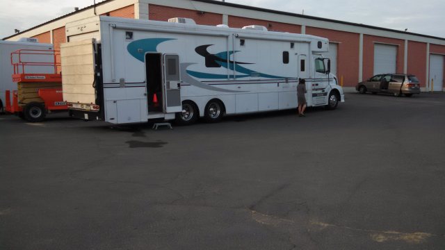 Check out this giant rig.